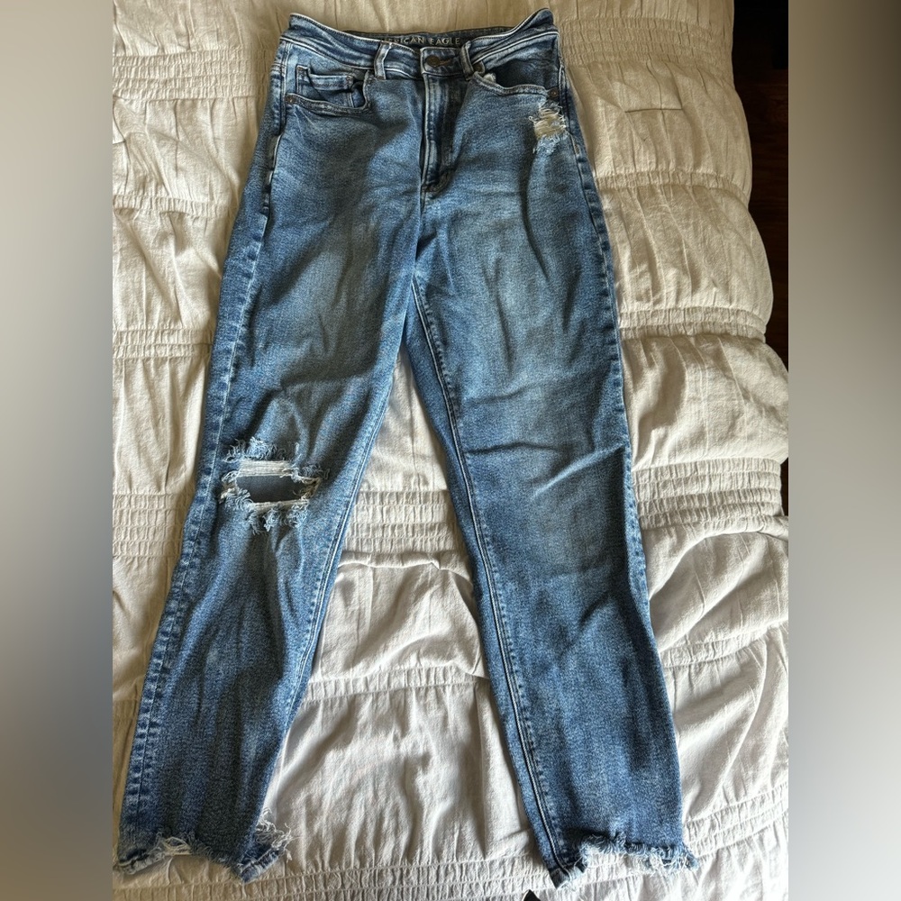 American Eagle Mom Jeans